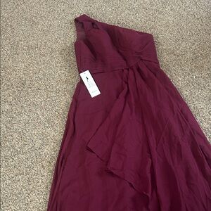 Chic One-Shoulder Burgundy Dress